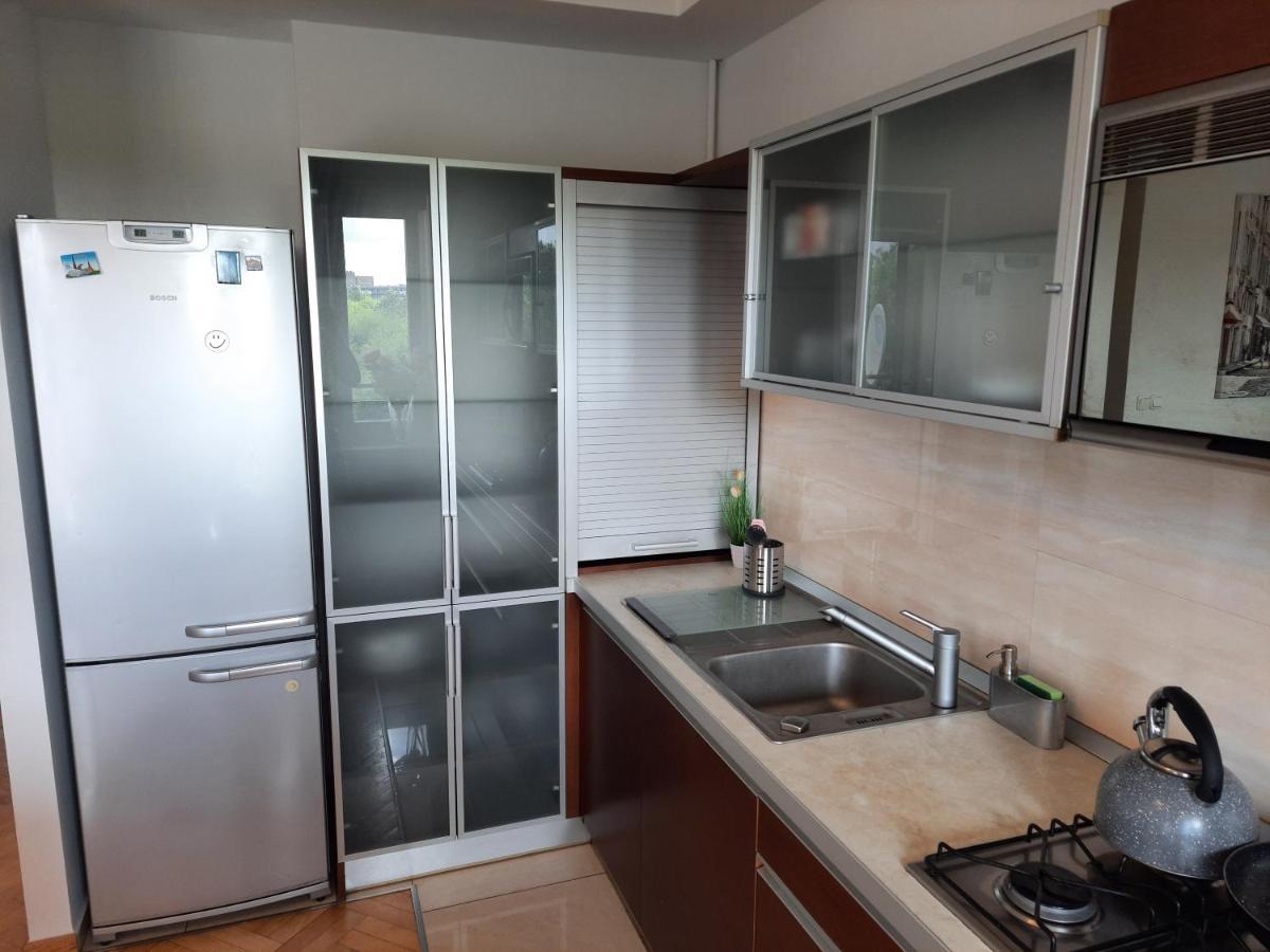 Sloneczny Apartament Bluszczanska Apartment Varşovia Exterior foto